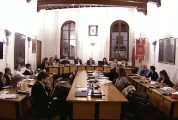Uso temporaneo degli spazi vuoti: approvata la mozione in consiglio comunale