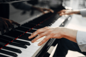 Sulle note di Ravel: il Franci in scena con tre concerti per pianoforte