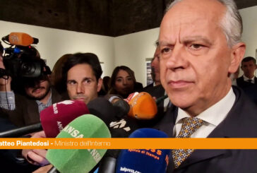 Piantedosi "Il calendario della Polizia rappresenta spirito e umanità del Corpo"