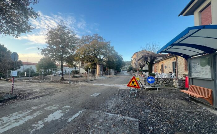 Riqualificazione della piazza di Monti in Chianti