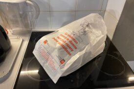 Il messaggio della CGIL Siena sulle buste per il pane  entra in tutte le case