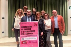 “Non sei sola”: al via la campagna di Etruria Retail contro la violenza di genere