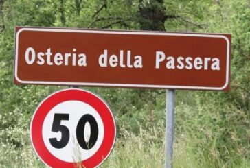 Riposizionato il cartello della località “Osteria della Passera”