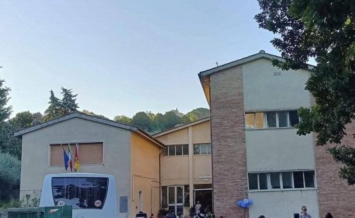 San Gimignano si mobilita contro gli accorpamenti scolastici