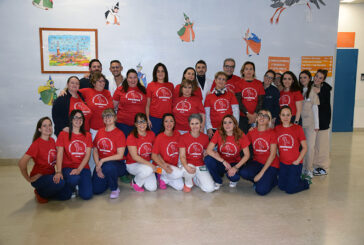 Aous: una maglietta rossa per dire no alla violenza di genere