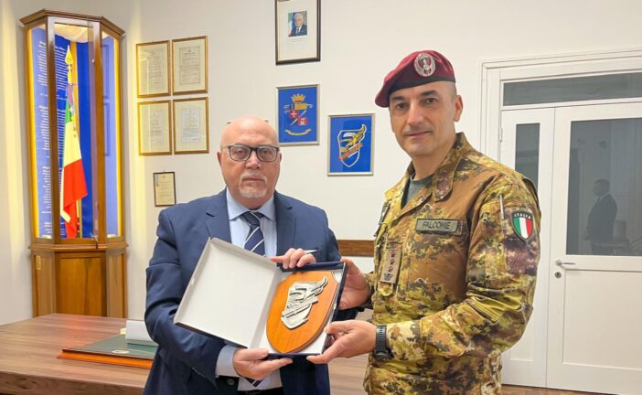 Il prefetto Romeo ha fatto visita al 186° Reggimento Paracadutisti “Folgore”
