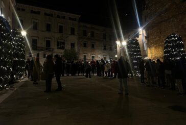 A Sarteano arriva l’iniziativa solidale “Regalo Sospeso” per il Natale 2025