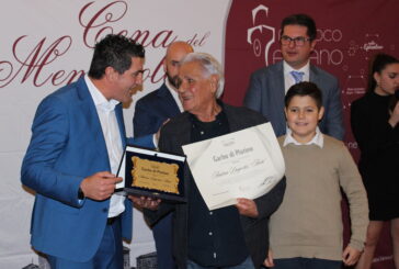 La Pro Loco di Asciano consegna il Garbo di Platino ad Andrea Degortes