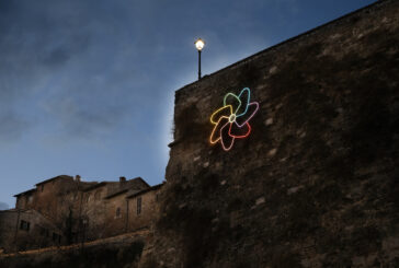 Il CCN “Colgirandola” illumina il Natale con una installazione artistica