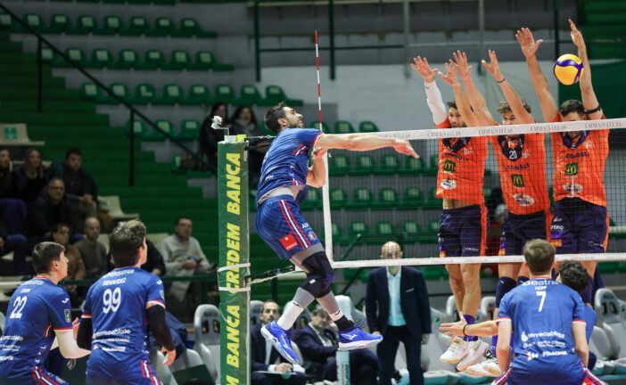 Lupi Siena cade in casa contro Brescia