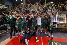 La Mens Sana vince in rimonta su una coriacea Lucca