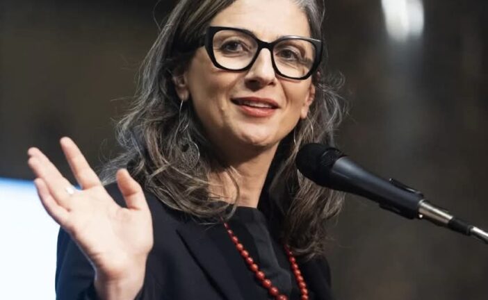 Docenti del Piccolomini: “Crescente preoccupazione sulla libertà di insegnamento”