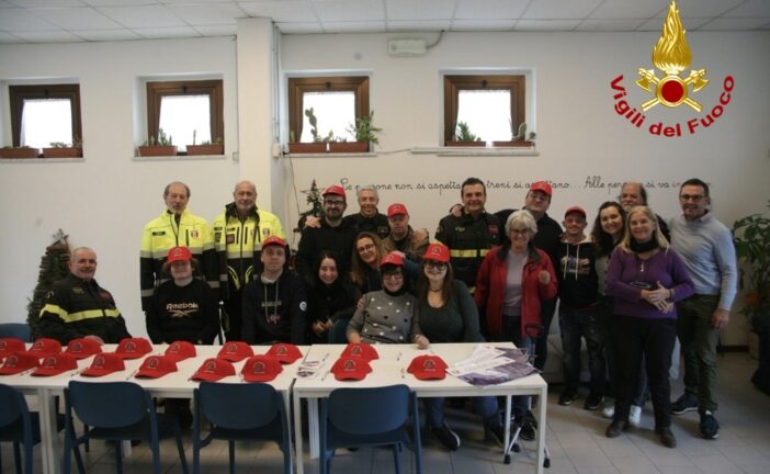 I Vigili del fuoco donano 5mila euro all’Anffas di Poggibonsi