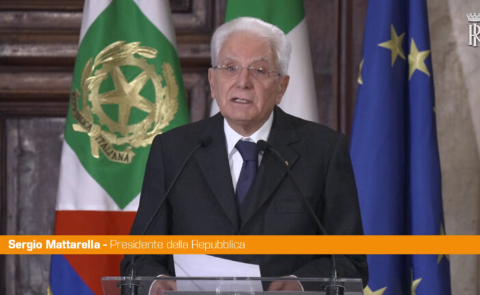 Mattarella "Spesa sulla difesa poco popolare, ma ora necessaria"