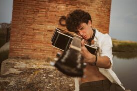 Pietro Calabrese presenta il singolo di esordio “Torna prima”