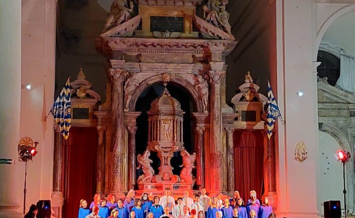 Contrada della Tartuca: musica e solidarietà nel Concerto di Natale a Sant’Agostino
