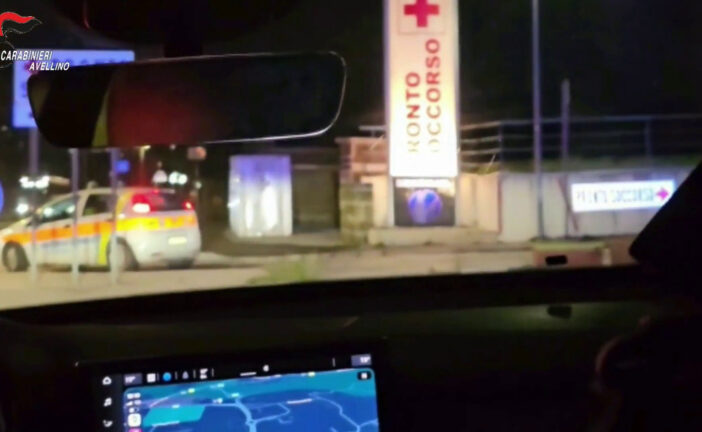 Carabinieri salvano un neonato in gravi difficoltà respiratorie nell'Avellinese