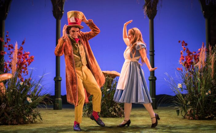 Alice: un musical davvero coinvolgente ai Rinnovati