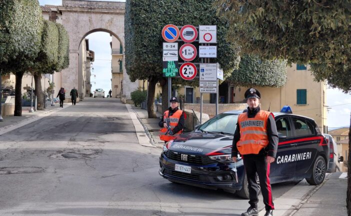 Controlli straordinari dei Carabinieri a Chianciano Terme