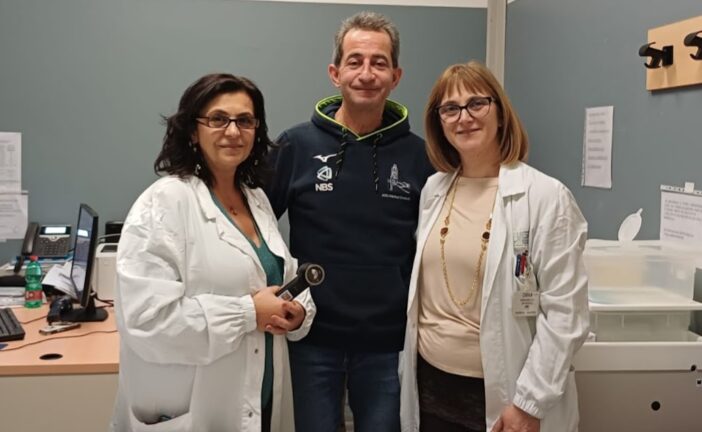 Donato un dermatoscopio ad alta risoluzione alla Dermatologia di Nottola