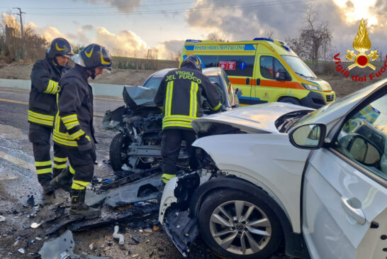 Montalcino: 3 feriti in un grave incidente sulla Cassia