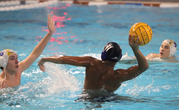 Pallanuoto: Siena Bianco U14 in crescendo: vittoria di carattere