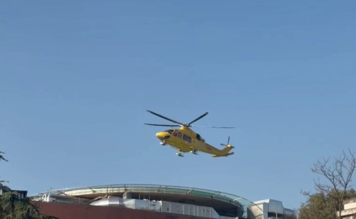 Tragedia Crans Montana, l'arrivo al Niguarda della paziente 15enne