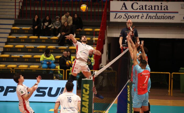 Lupi Siena rimonta ma cede al tiebreak a Catania