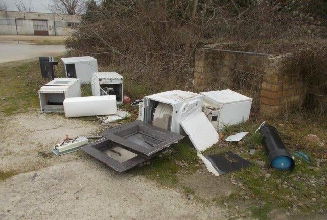 La discarica di via Porcellotti a Castelnuovo Berardenga