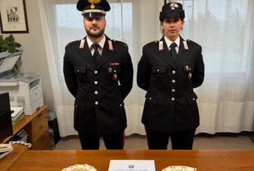 I Carabinieri restituiscono i beni sottratti a due donne con la truffa del “finto carabiniere”