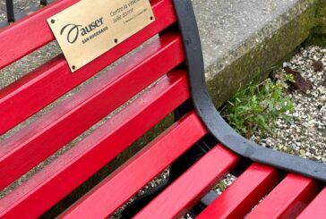 A San Gimignano una panchina rossa contro la violenza di genere