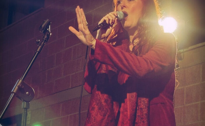 Dal canto artistico al canto terapeutico con la Cantoterapia