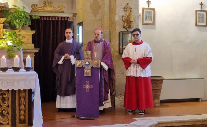 Trequanda: messa col cardinale per il nuovo parroco di San Pietro e Sant’Andrea