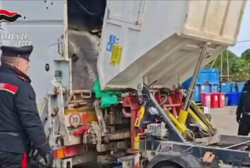 Getta per errore 20 lingotti d'oro nei rifiuti nel Leccese, recuperati