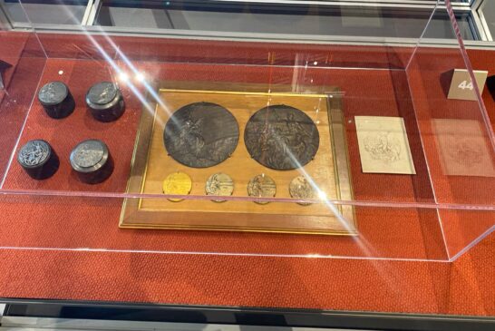 La medaglia olimpica ideata da Giuseppe Cassioli in mostra all’ADI Design Museum