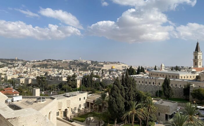 L’UCOII esprime profonda solidarietà al Patriarca Pizzaballa