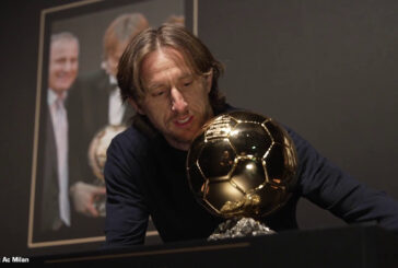 Il pallone d'oro di Modric esposto al Museo Mondo Milan