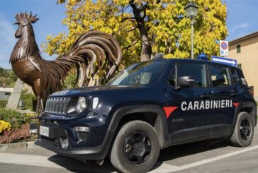 Rubano vini in un ristorante a Gaiole: denunciati dai Carabinieri