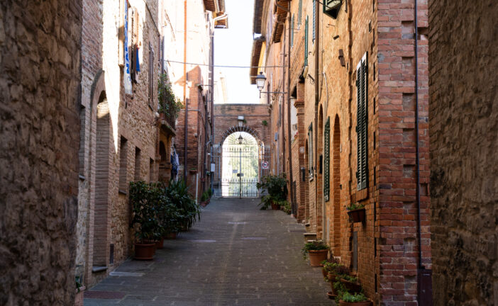 Castelnuovo: trekking guidato nei luoghi più insoliti della provincia di Siena