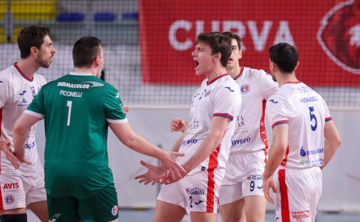 Lupi Siena a Porto Viro per l’assalto finale