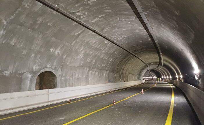 Anas ha riaperto al traffico la galleria “Le chiavi”