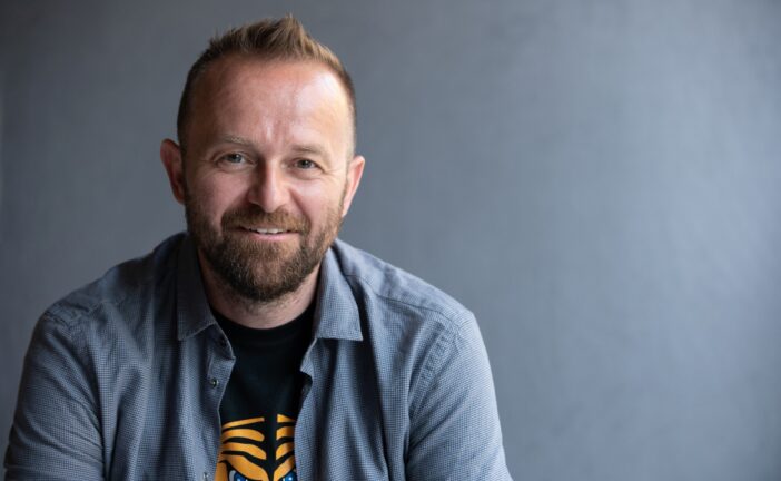 Infanzia nelle guerre, rabbia e coltelli: Lef 2026 porta i più giovani al dialogo