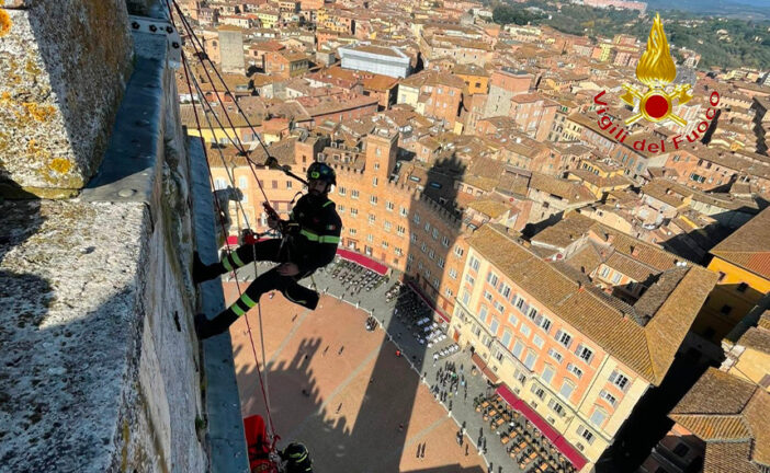 Emergenza nei Bottini e Torre del Mangia: ma è un’esercitazione