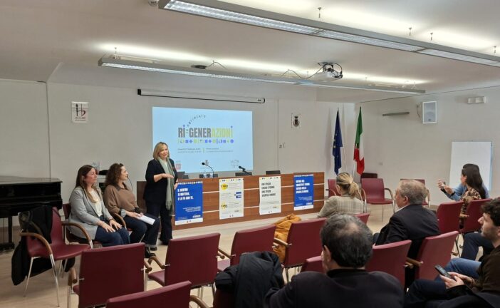 Un concorso di idee per i fondi sfitti: al via la rigenerazione del centro