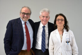 Il professor Bernard Fox a Siena per parlare di immunoterapia del cancro