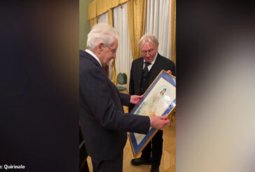 Mattarella incontra il disegnatore Milo Manara al Museo Maffeiano