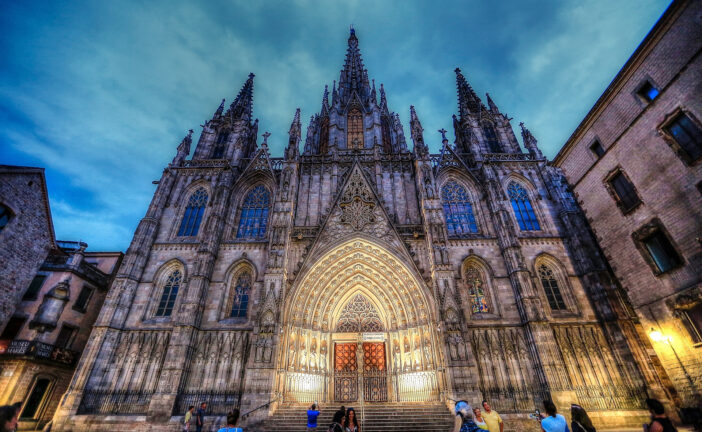 Il linguaggio segreto dell’architettura sacra:  i misteri delle cattedrali gotiche