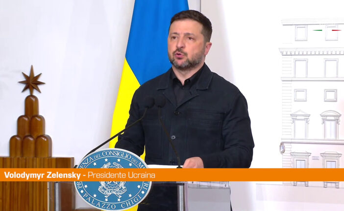 Ucraina, Zelensky "Necessario sbloccare il pacchetto Ue da 90 miliardi"