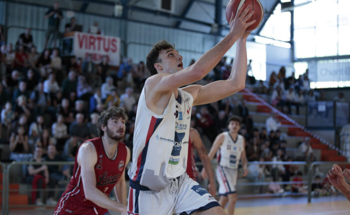 La Virtus cede nel finale ad una coriacea Lucca