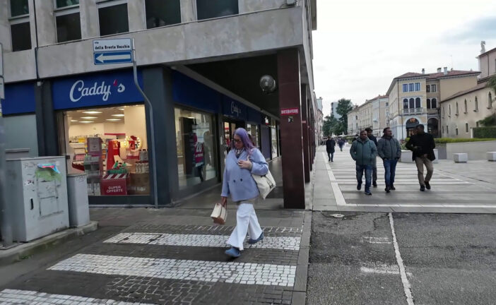 Commercio al dettaglio fermo a febbraio